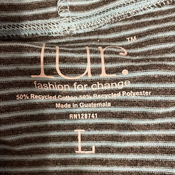 Women’s Sweatshirt Pullover Light Blue/Gray Lur Sz Large - Picture 4 of 6